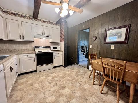 405 Strawridge Rd, Wallkill, NY 12589 photo 5