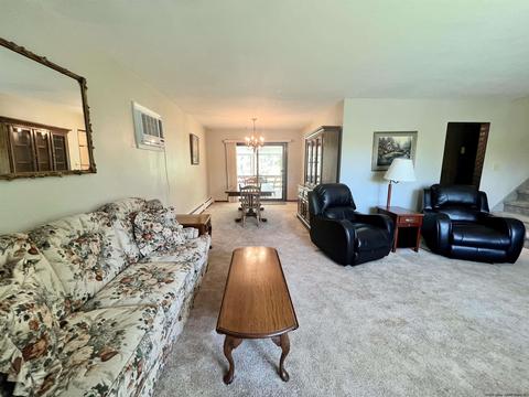 405 Strawridge Rd, Wallkill, NY 12589 photo 11