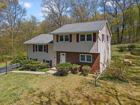 405 Strawridge Rd, Wallkill, NY 12589 photo 28