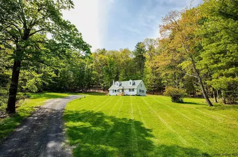 24 Dug Rd, Accord, NY 12404
