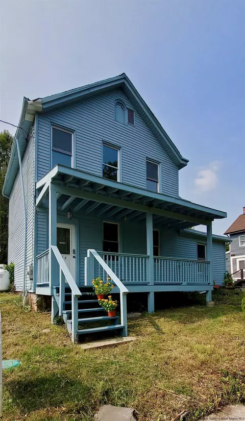 144 Railroad Ave, Kingston, NY 12401