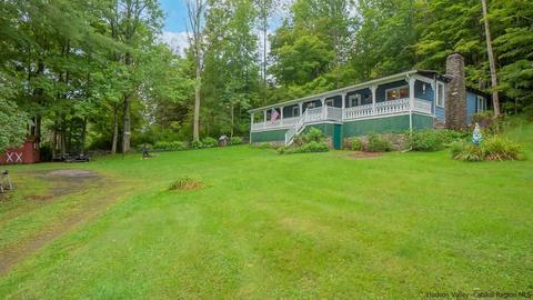 19 Gooding Rd, Shandaken, NY 12480