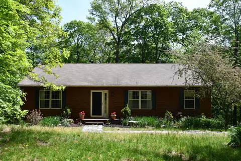 66 Burleigh Rd, New Paltz, NY 12561