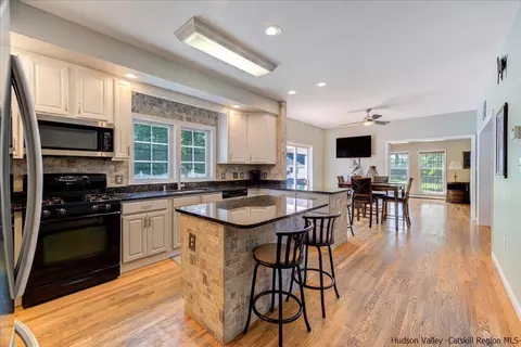 1237 Hoagerburgh Rd, Wallkill, NY 12589 photo 15