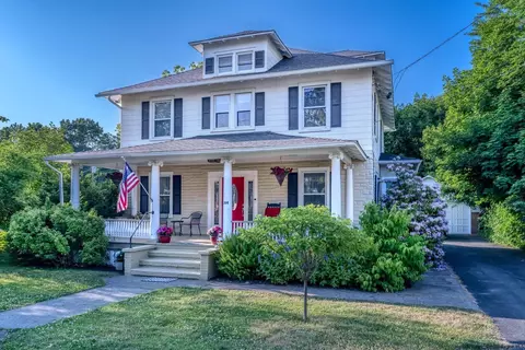 164 Schryver St, Port Ewen, NY 12466