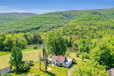 375 Spruceton Rd, West Kill, NY 12492