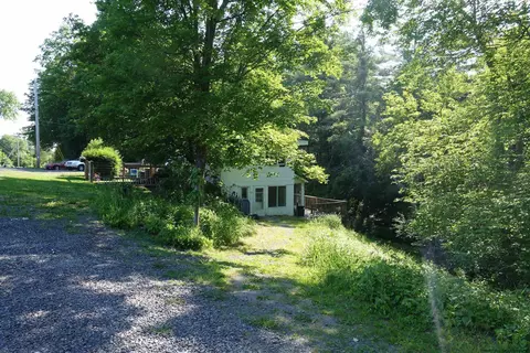 1072 Lucas Ave, Hurley, NY 12443