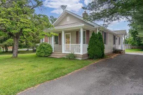 3078 Route 9w, Saugerties, NY 12477
