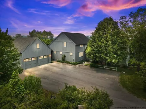 14 Sharps Lndg #-, Germantown, NY 12526