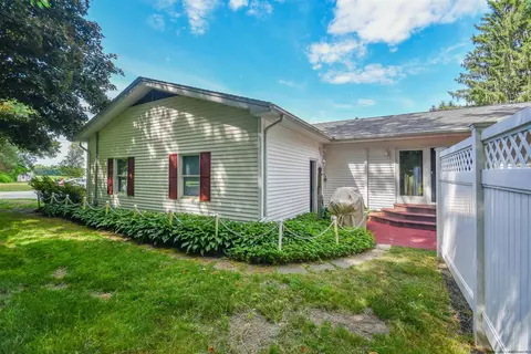 71 Pitcher Ln, Red Hook, NY 12571 photo 4
