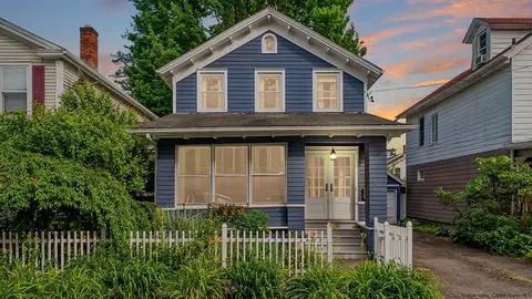 52 W Pierpont St, Kingston, NY 12401