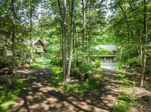 25 Rock Rdg, New Paltz, NY 12561