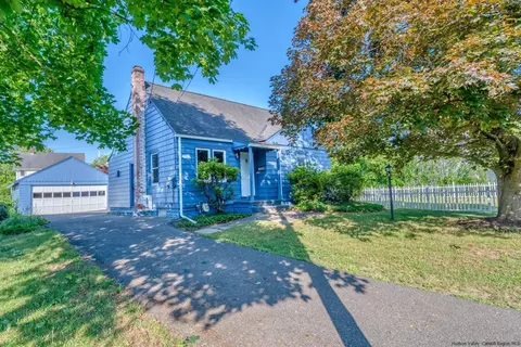37 Wilson Ave, Kingston, NY 12401