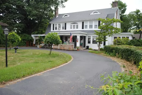 213 Broadway, Port Ewen, NY 12466