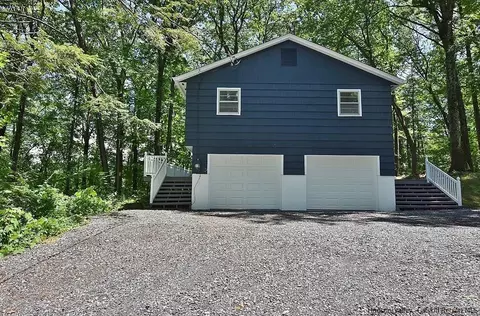 154 Lake Rd, Lake Katrine, NY 12449
