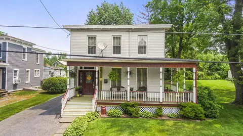 66 Summit Ave, Catskill, NY 12414