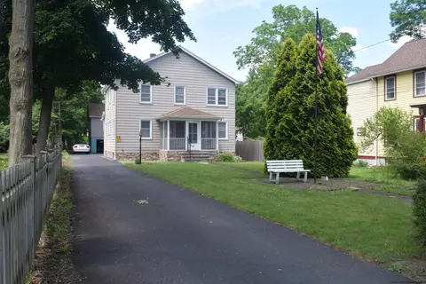 188 Washington Ave, Saugerties, NY 12477
