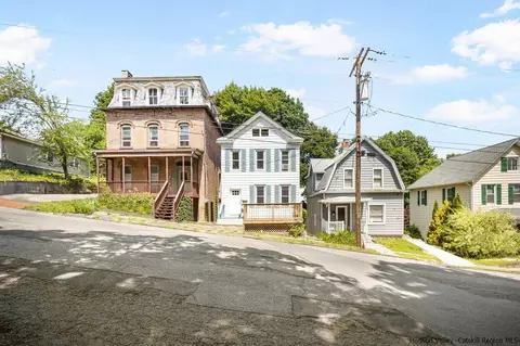 25 Spring St, Kingston, NY 12401