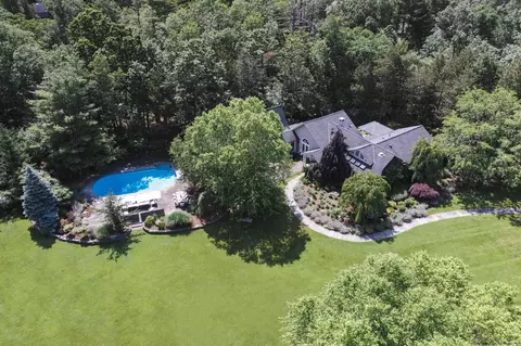 109 Mountain Laurel Ln, Woodstock, NY 12498