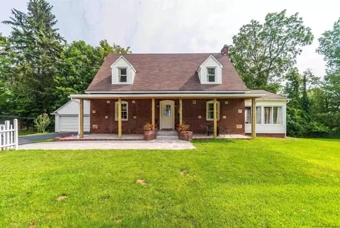 6 Westwood Ave, Ellenville, NY 12428