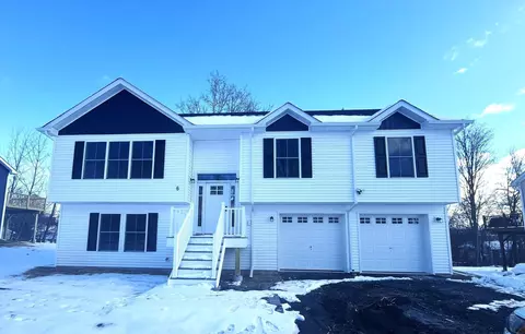6 Wenmar Dr, Newburgh, NY 12550