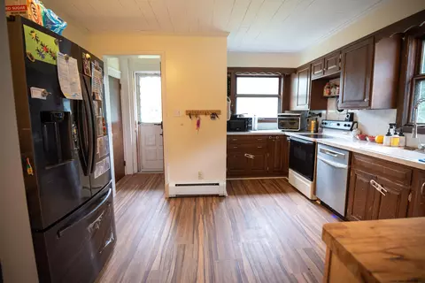 94 E Cedar St, Poughkeepsie, NY 12601 photo 25