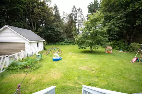 94 E Cedar St, Poughkeepsie, NY 12601 photo 3