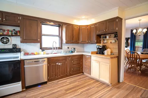 94 E Cedar St, Poughkeepsie, NY 12601 photo 22
