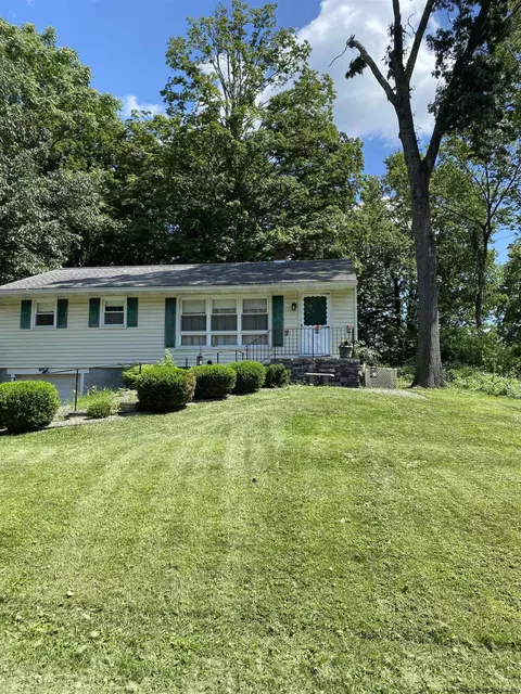 220 Roger Ln, Hurley, NY 12443
