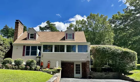 19 Depew Ln, Hurley, NY 12443
