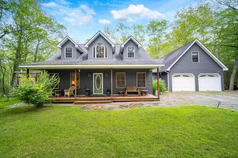 218 Mountain Rd, Stanfordville, NY 12581