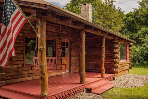 227 E Fallkill Rd, Hyde Park, NY 12538 photo 3