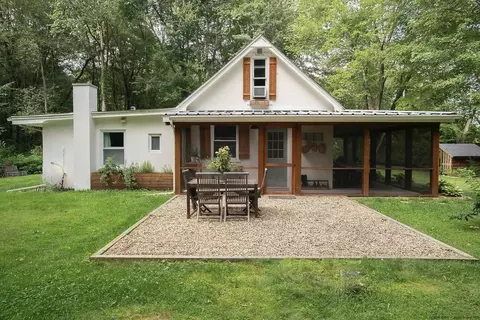 210 Plutarch Rd, Highland, NY 12528