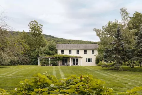 421 Tamarac, Troy, NY 12180
