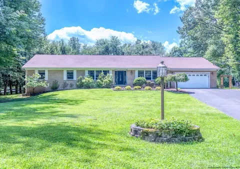 29 Cheryl Ct, Kingston, NY 12401