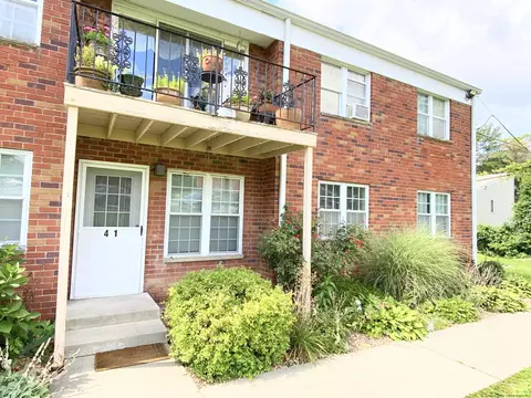 5 Colonial Road 41, Beacon, NY 12508
