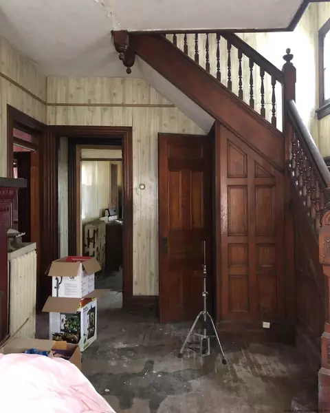111 Downs St, Kingston, NY 12401 photo 11