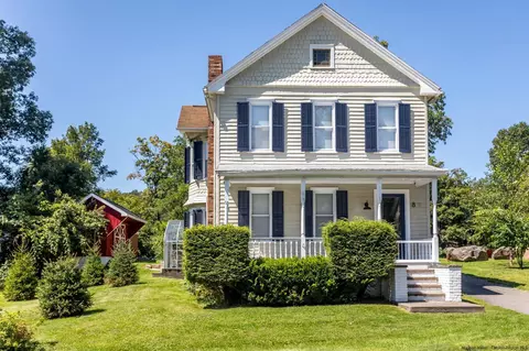 8 Cedar St, Rifton, NY 12471