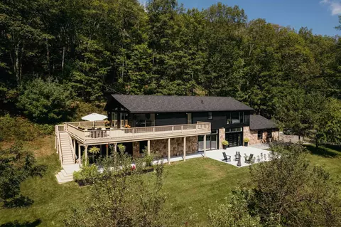 187 Bloom Rd, Barryville, NY 12719