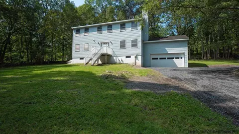 520 Plutarch Rd, Highland, NY 12528