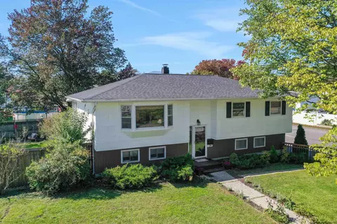 29 Bennett Ave, Saugerties, NY 12477