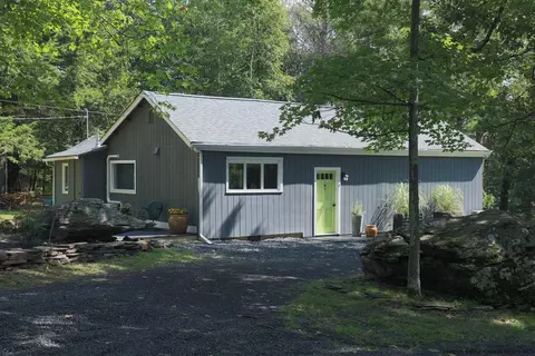 112 California Quarry Rd, Woodstock, NY 12498