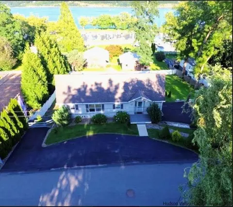 159 Minturn St, Port Ewen, NY 12466