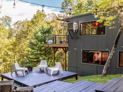 302 Ohayo, Woodstock, NY 12498