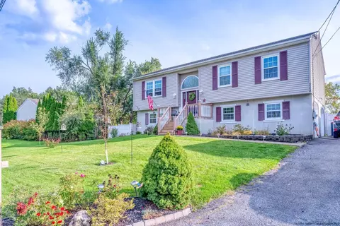 258 Heather Ln, Kingston, NY 12401
