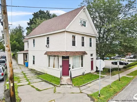 30 Foxhall Ave, Kingston, NY 12401