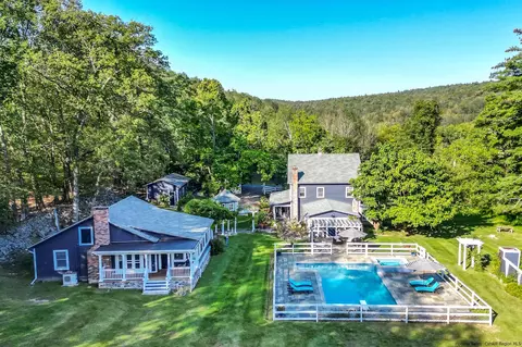57 Dug Rd, Accord, NY 12404