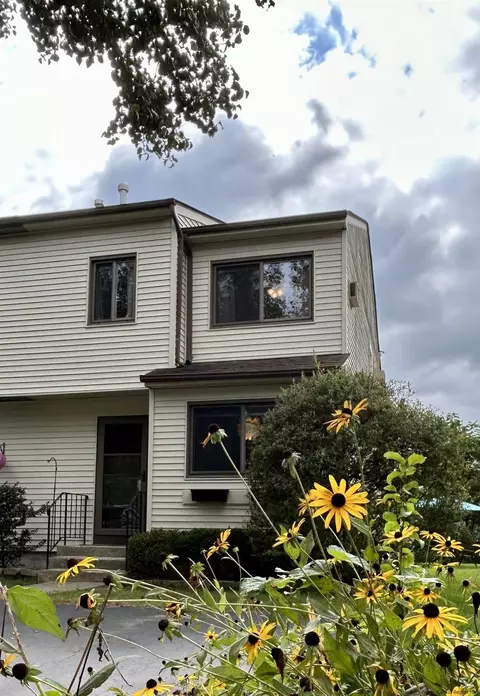 116 Sterling Pl, Highland, NY 12528