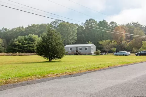 320 Mettacahonts Rd, Accord, NY 12404
