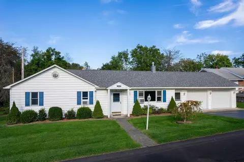 37 Arlmont St, Kingston, NY 12401